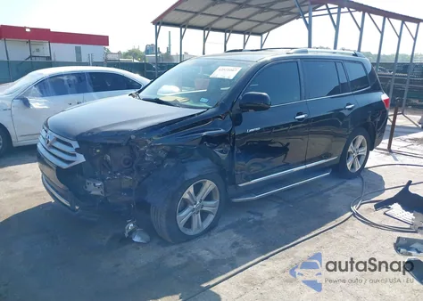 2013 Toyota Highlander Limited V6 z USA, uszkodzony, nr VIN 5TDYK3EH5DS136690
